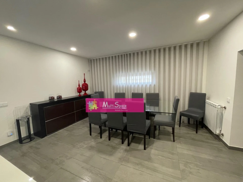 Moradia T3 para Venda em Atouguia Foto 3