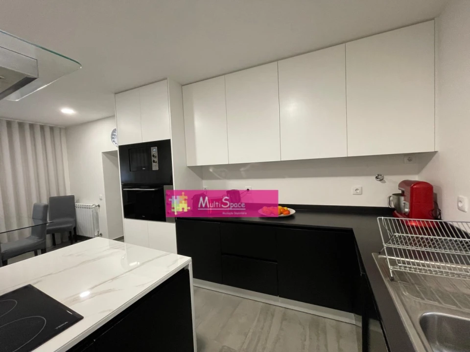 Moradia T3 para Venda em Atouguia Foto 5