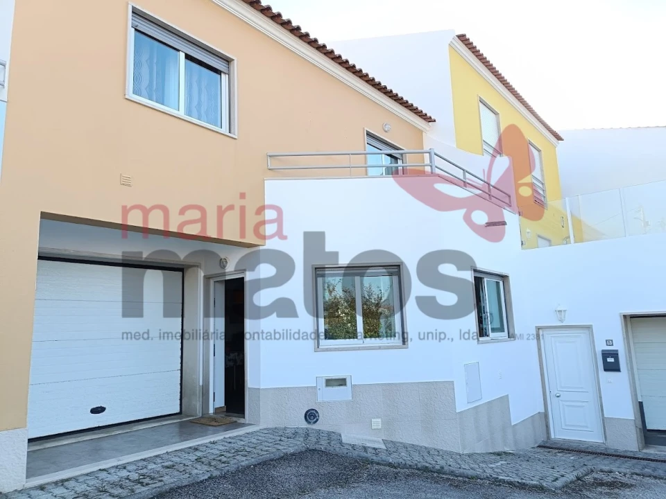 Moradia T2 para Venda em Lourinhã e Atalaia Foto 2