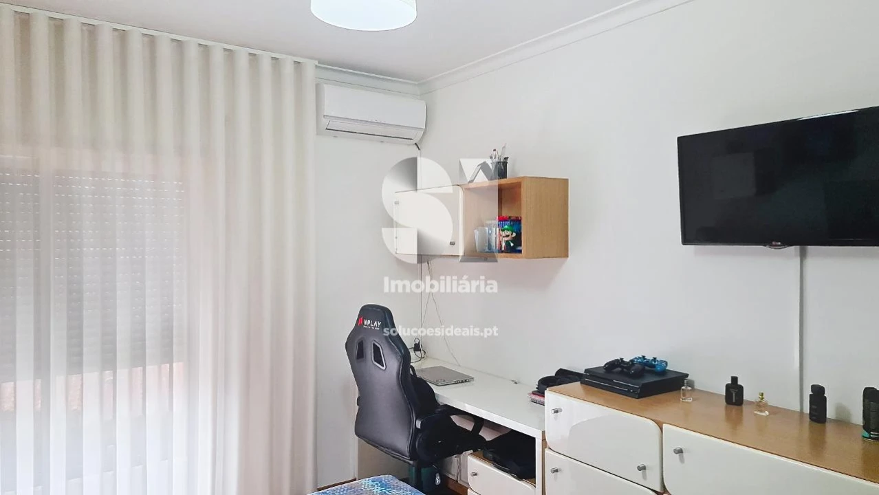 Apartamento T3 para Venda em Cristelos, Boim e Ordem Foto 26