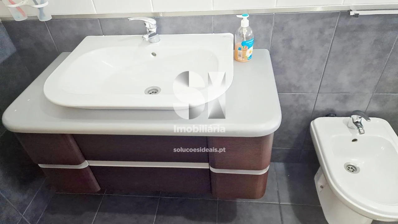 Apartamento T3 para Venda em Cristelos, Boim e Ordem Foto 28