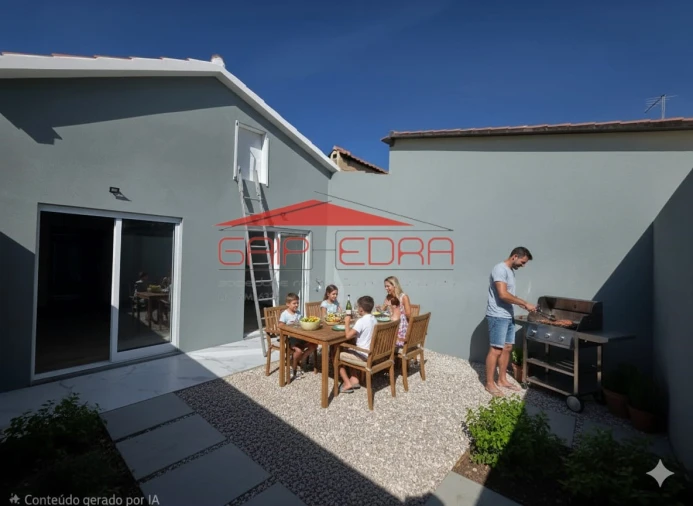 Moradia T2 para Venda em Santa Joana Foto 7