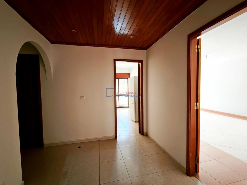 Apartamento T2 para Venda em Algueirão-Mem Martins Foto 4