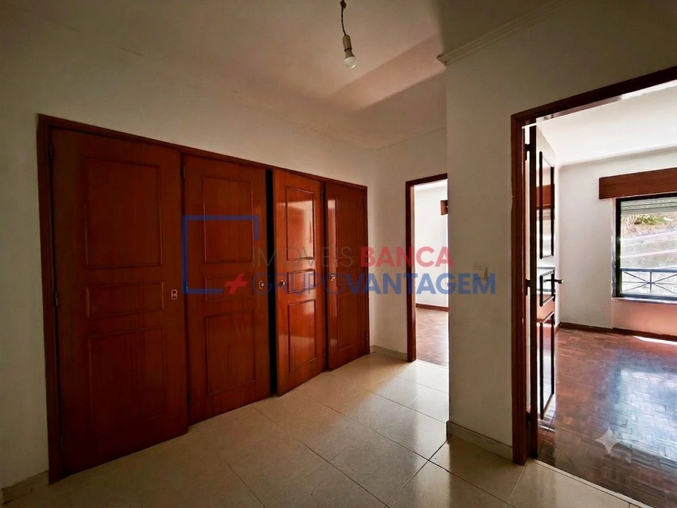Apartamento T2 para Venda em Algueirão-Mem Martins Foto 7