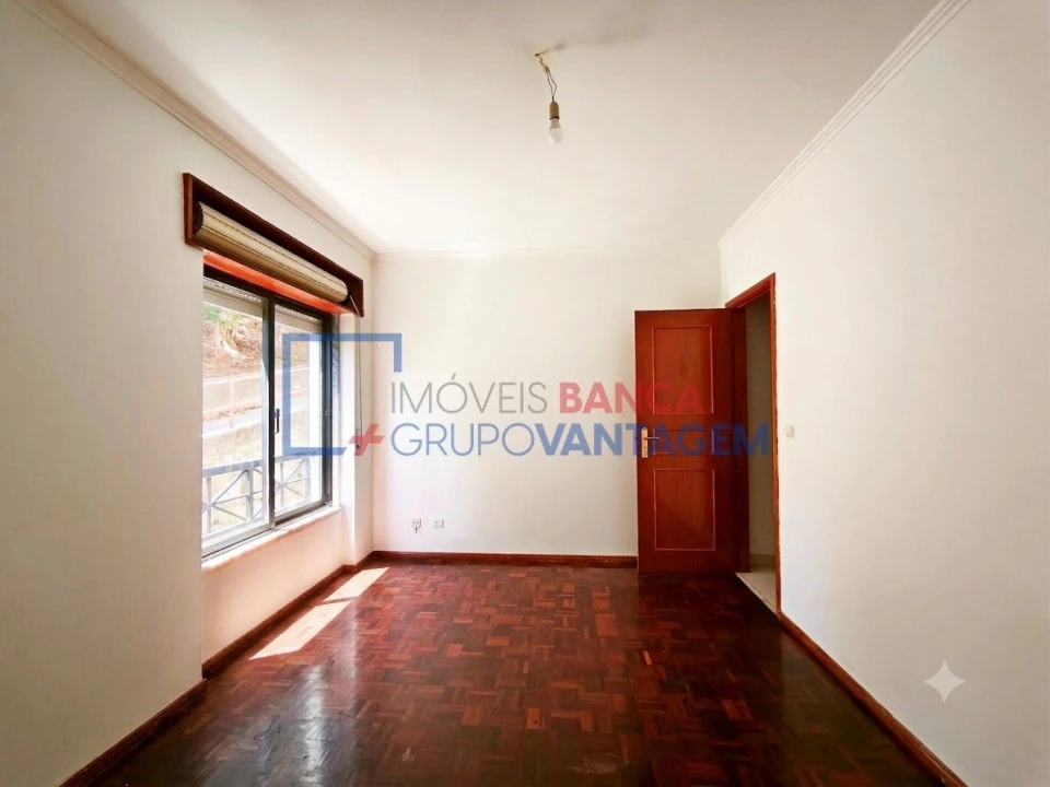 Apartamento T2 para Venda em Algueirão-Mem Martins Foto 9