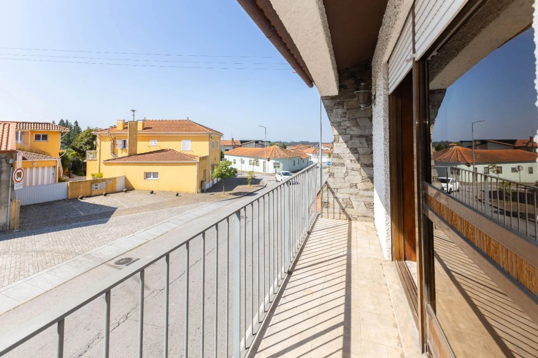 Moradia T4 para Venda em Rio Meão Foto 10