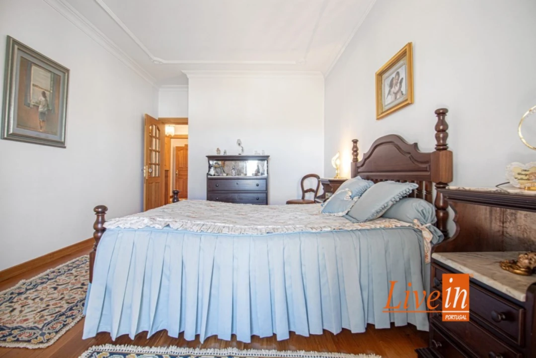 Moradia T5 para Venda em Boidobra Foto 28