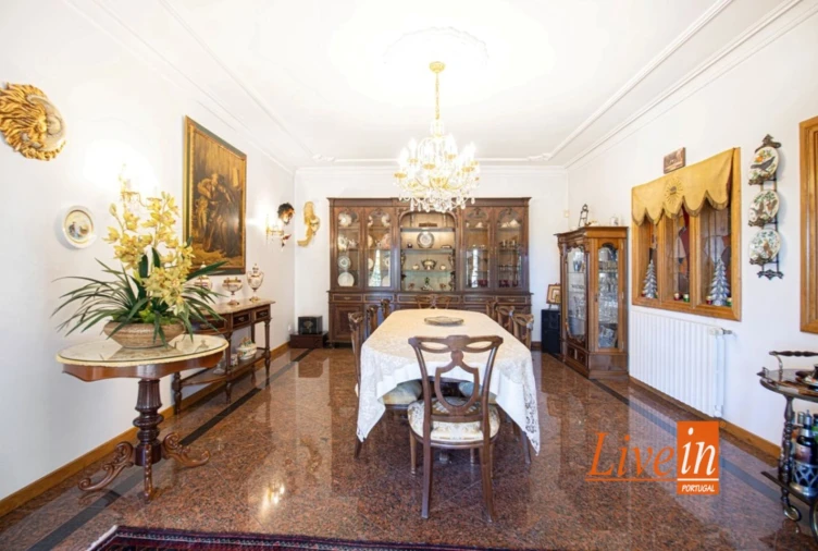 Moradia T5 para Venda em Boidobra Foto 41