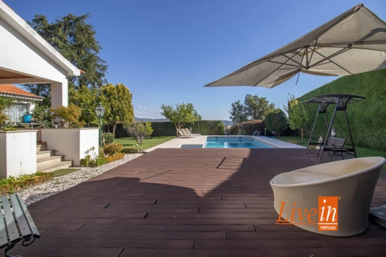 Moradia T5 para Venda em Boidobra Foto 50