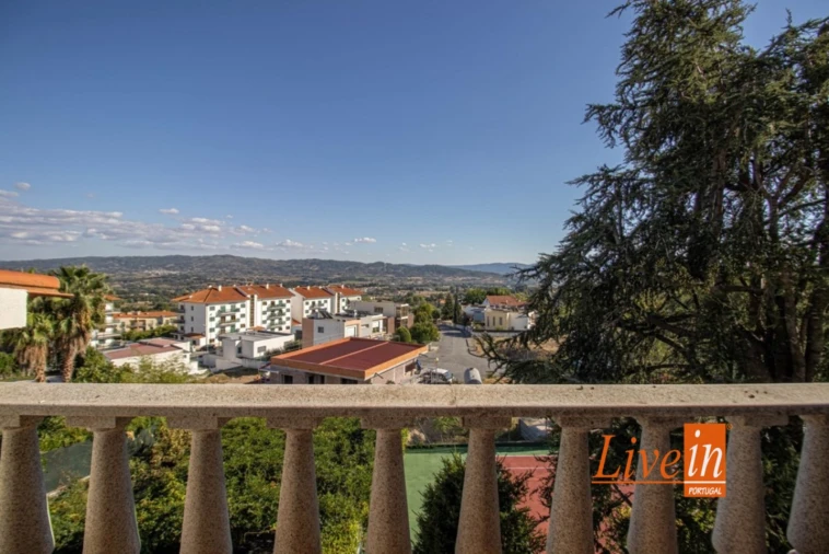 Moradia T5 para Venda em Boidobra Foto 60