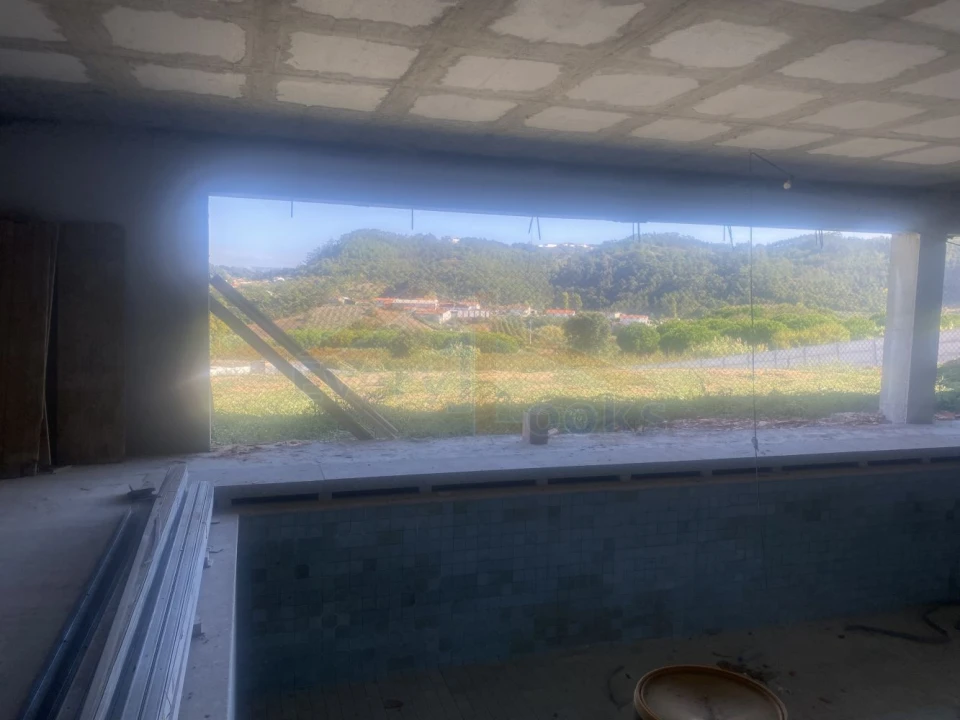 Moradia T4 para Venda em Alfeizerão Foto 27