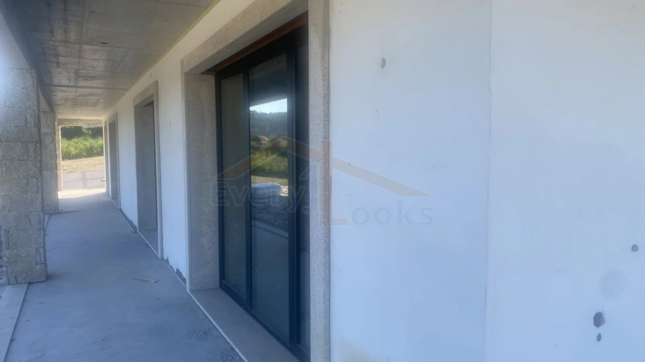 Moradia T4 para Venda em Alfeizerão Foto 41