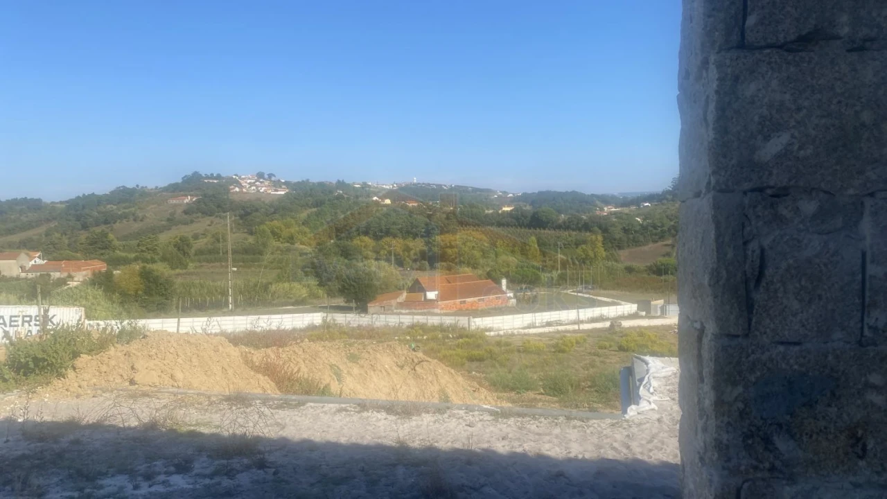 Moradia T4 para Venda em Alfeizerão Foto 43