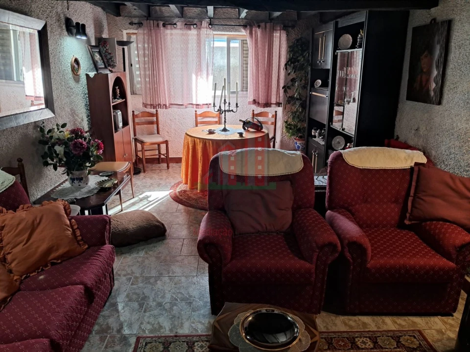 Moradia T3 para Venda em Ázere e Covelo Foto 9