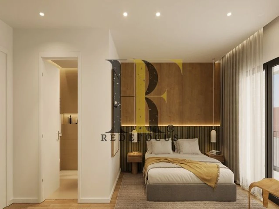 Moradia T3 para Venda em Arcozelo Foto 8