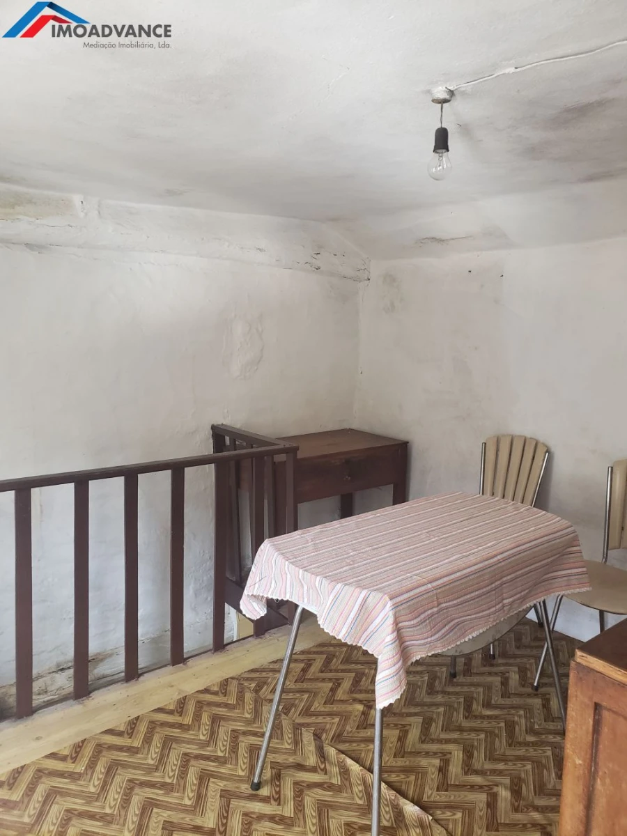 Moradia T1 para Venda em Lorvão Foto 11