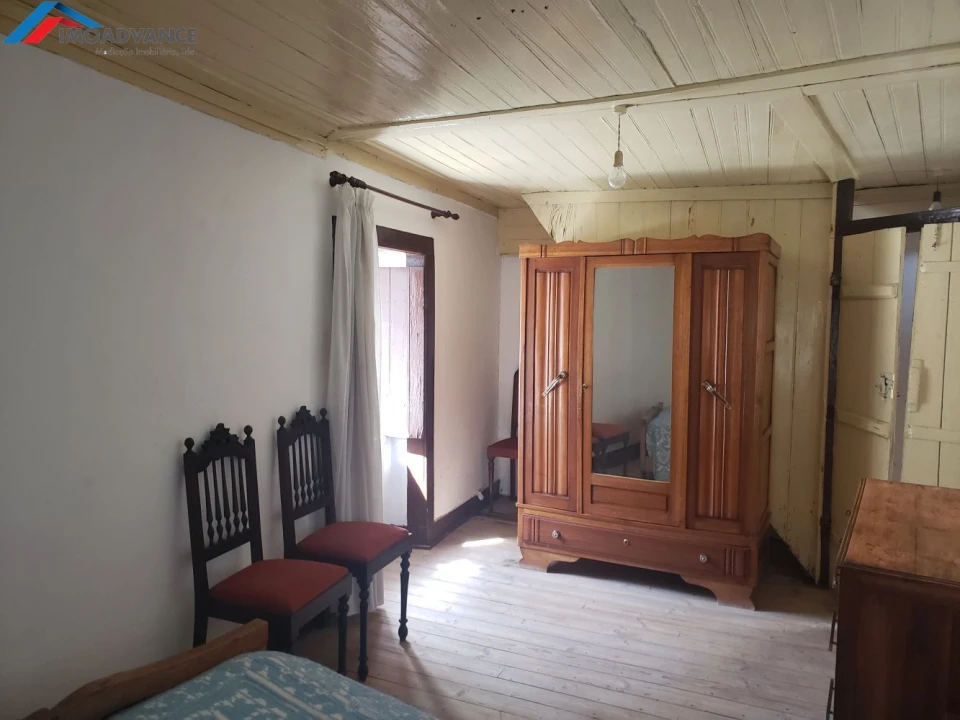 Moradia T1 para Venda em Lorvão Foto 5