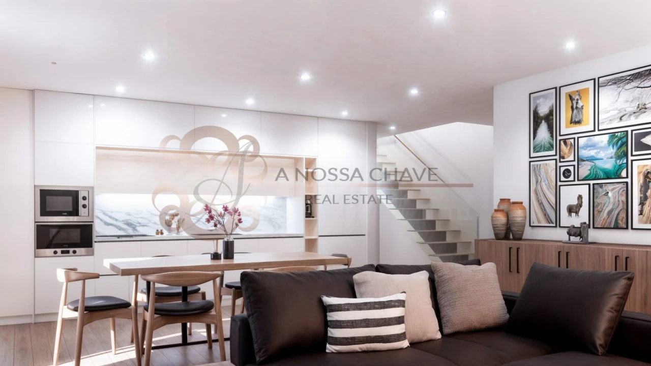 Apartamento T3 para Venda em Charneca de Caparica e Sobreda Foto 4