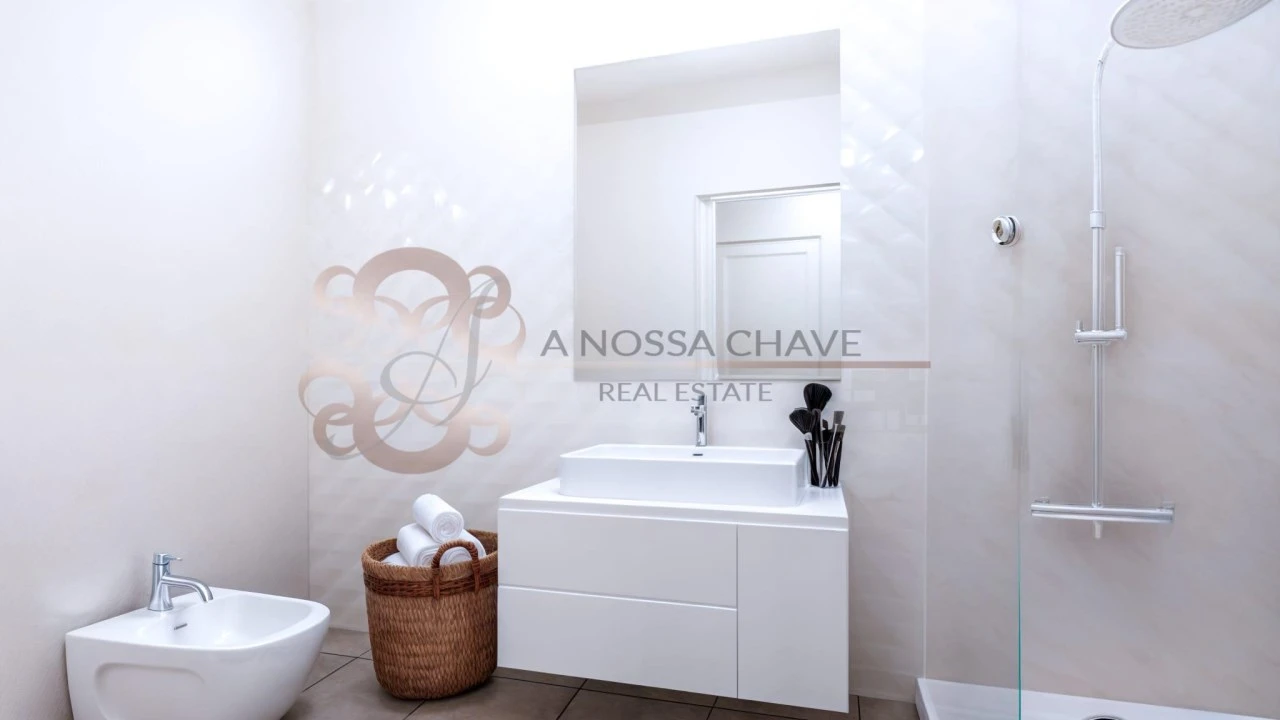 Apartamento T3 para Venda em Charneca de Caparica e Sobreda Foto 11