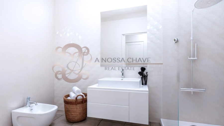 Apartamento T3 para Venda em Charneca de Caparica e Sobreda Foto 11