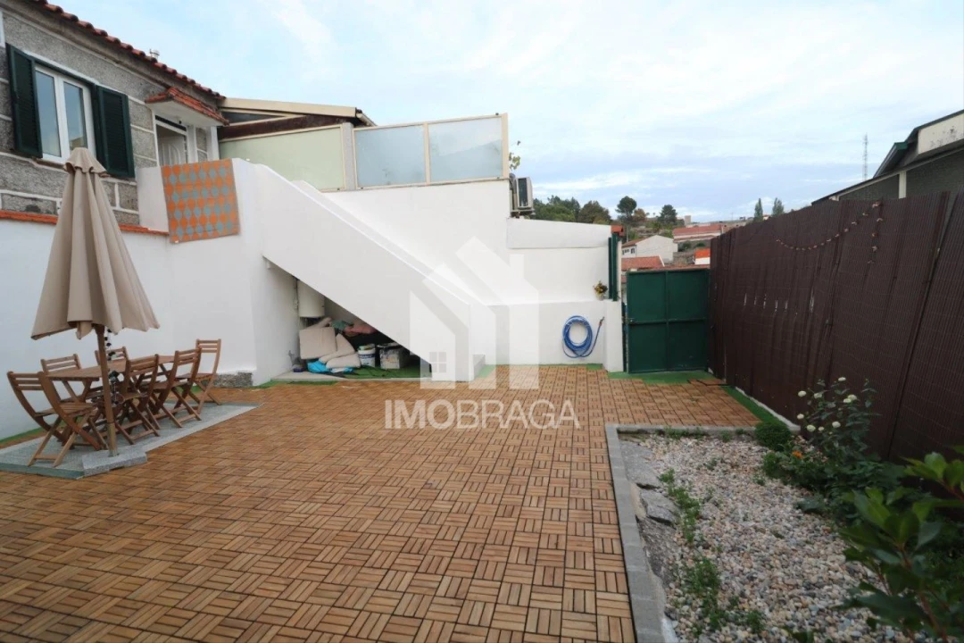 Moradia T2 para Venda em Moreira de Conegos Foto 3