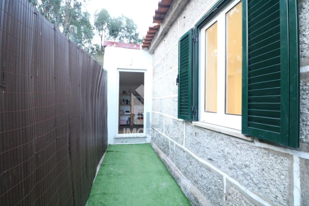 Moradia T2 para Venda em Moreira de Conegos Foto 35