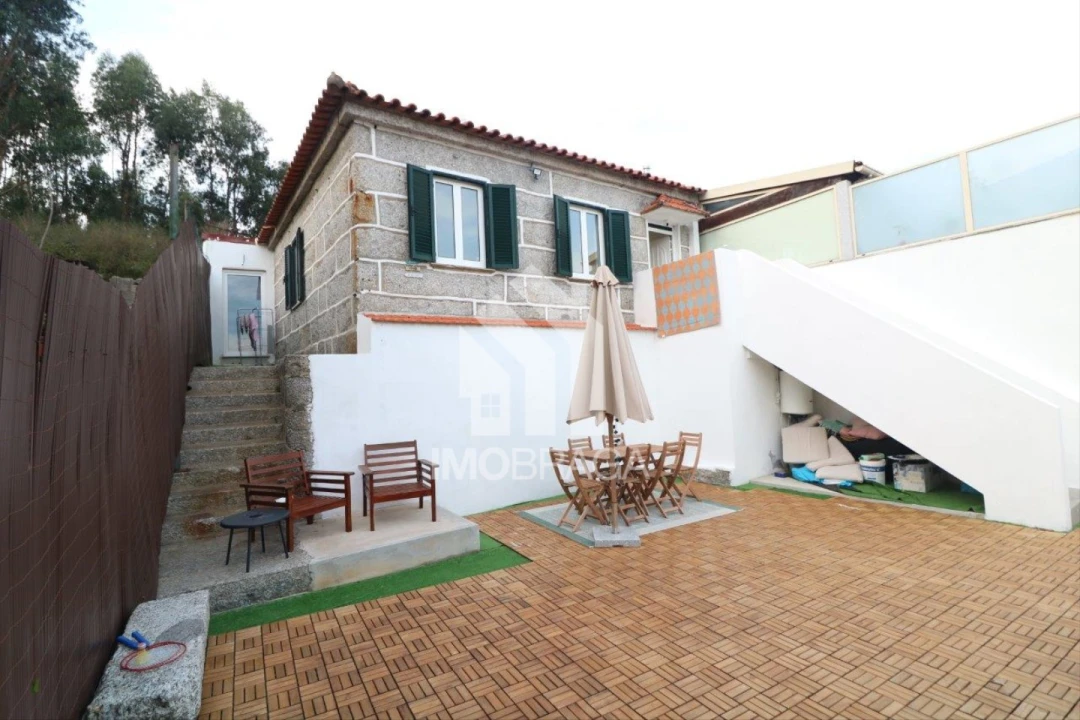 Moradia T2 para Venda em Moreira de Conegos Foto 2