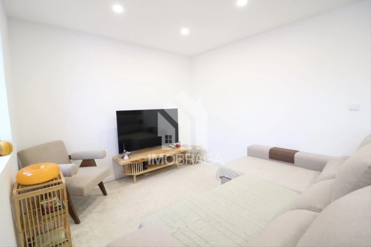 Moradia T2 para Venda em Moreira de Conegos Foto 18