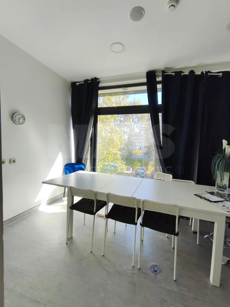 Loja para Venda em Moscavide e Portela