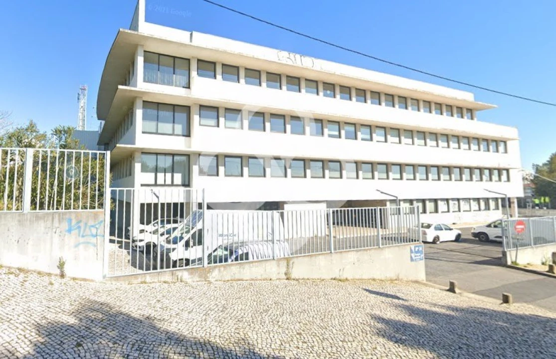 Escritório para Venda em Massamá e Monte Abraão Foto 2