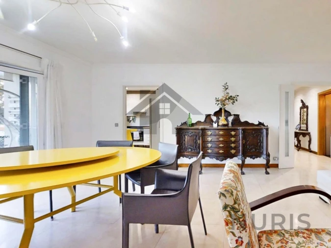 Moradia T4 para Venda em Gulpilhares e Valadares Foto 2