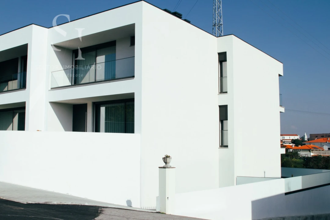 Moradia T3 para Venda em Frazão Arreigada Foto 1