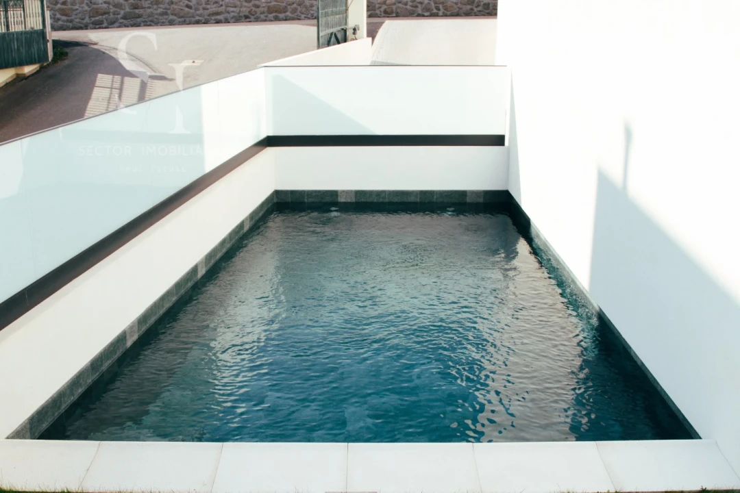 Moradia T3 para Venda em Frazão Arreigada Foto 22