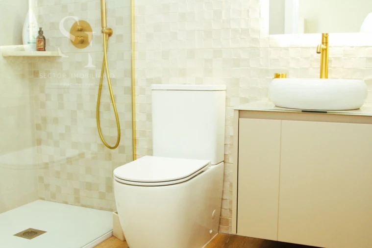 Moradia T3 para Venda em Frazão Arreigada Foto 21