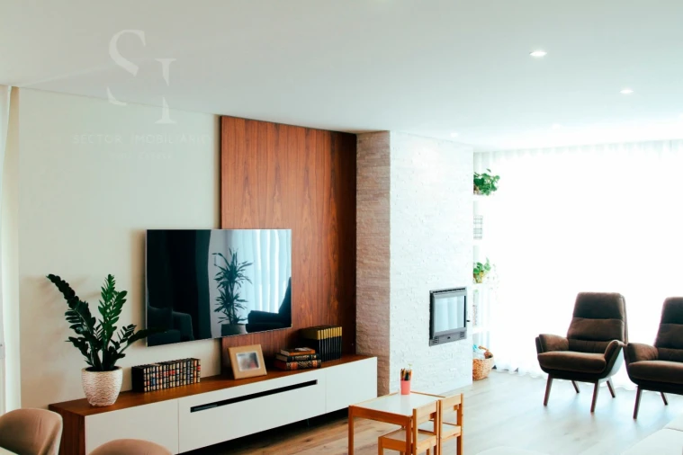 Moradia T3 para Venda em Frazão Arreigada Foto 3