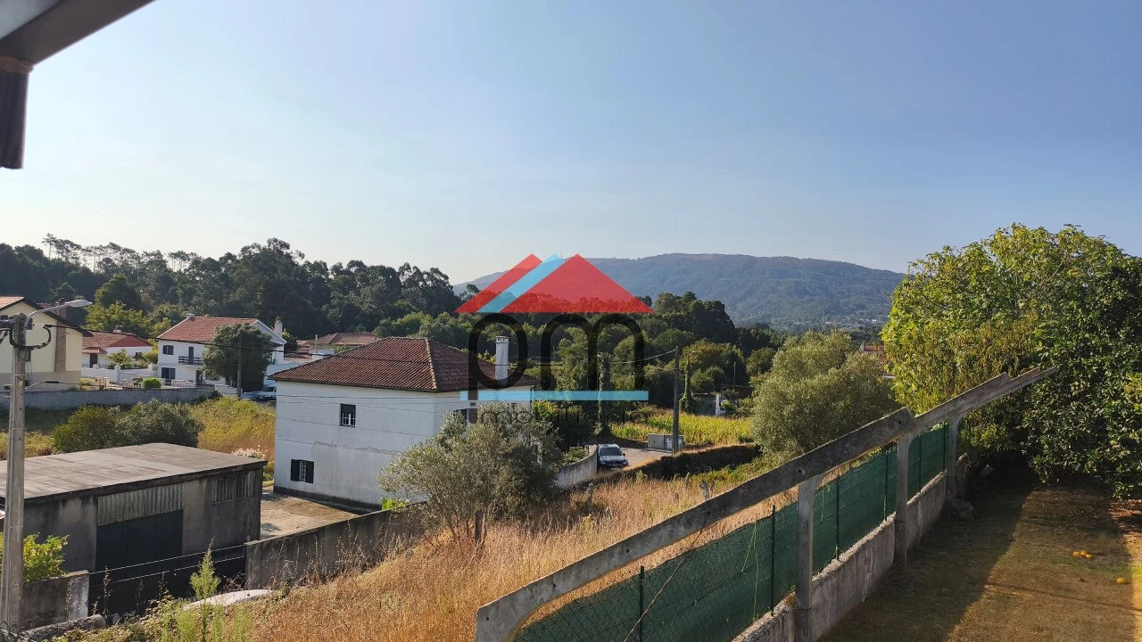 Moradia T6 para Venda em Vila Praia de Ancora Foto 10