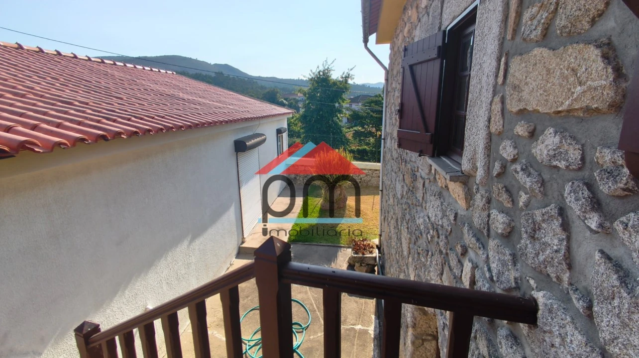 Moradia T6 para Venda em Vila Praia de Ancora Foto 34