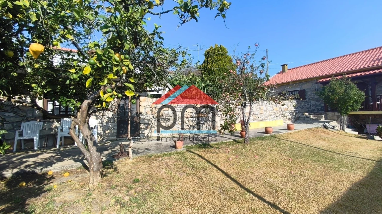 Moradia T6 para Venda em Vila Praia de Ancora Foto 40