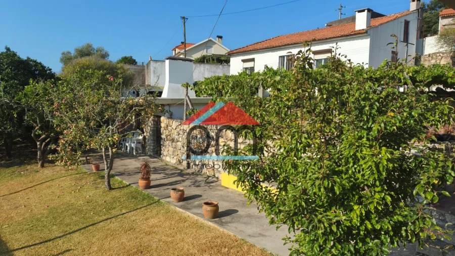 Moradia T6 para Venda em Vila Praia de Ancora Foto 11