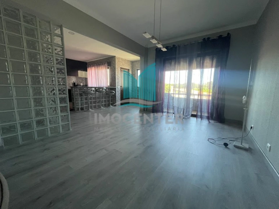 Moradia T5 para Venda em Lavos Foto 31