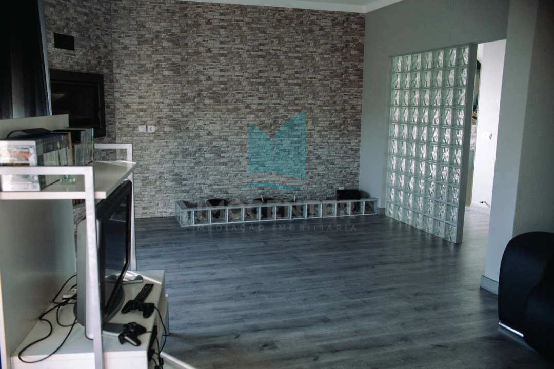 Moradia T5 para Venda em Lavos Foto 33