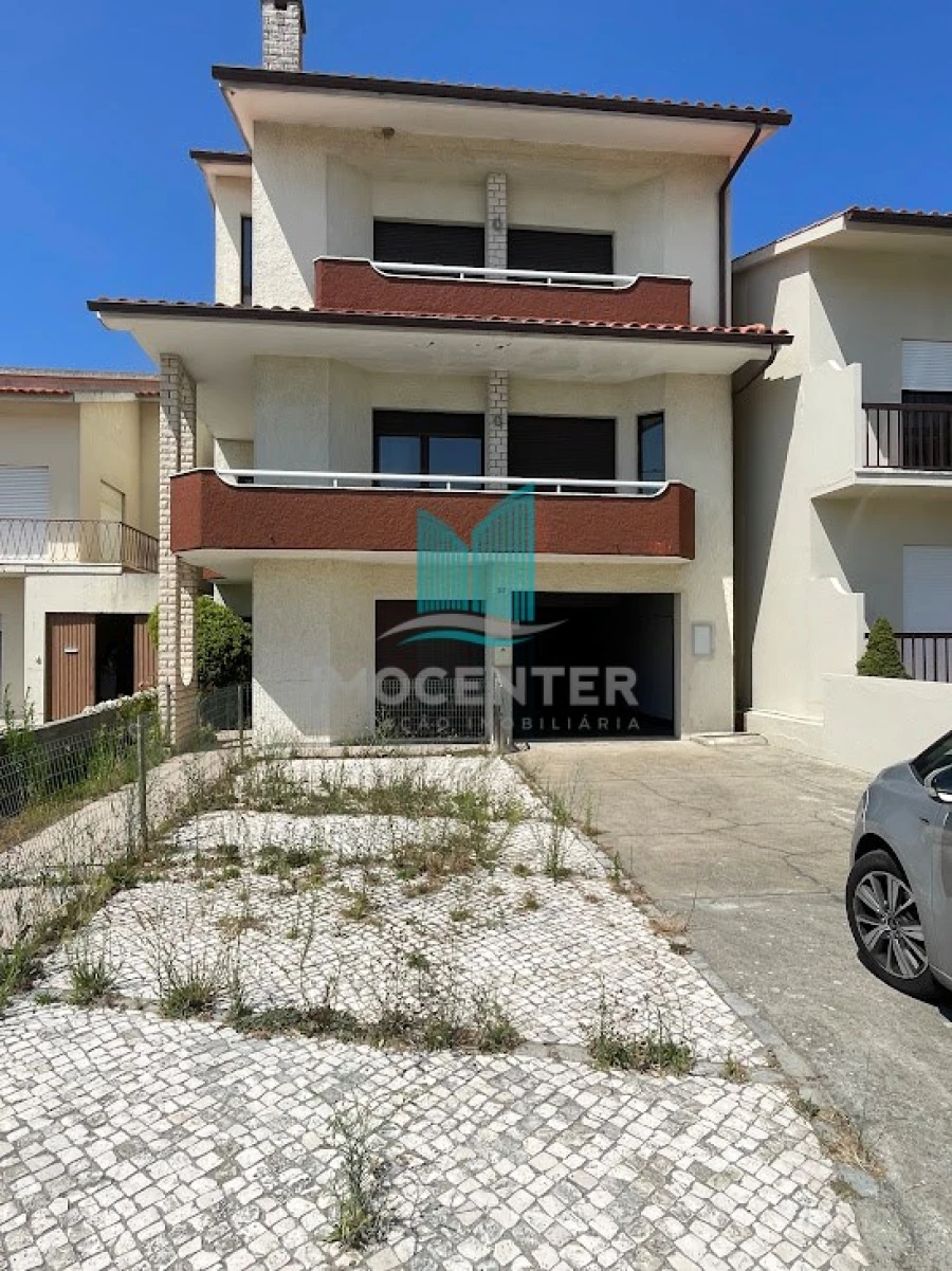 Moradia T5 para Venda em Lavos