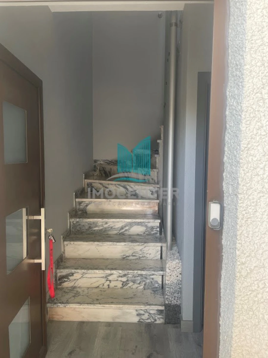 Moradia T5 para Venda em Lavos Foto 7