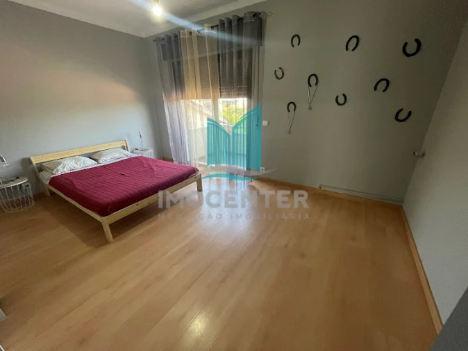 Moradia T5 para Venda em Lavos Foto 46