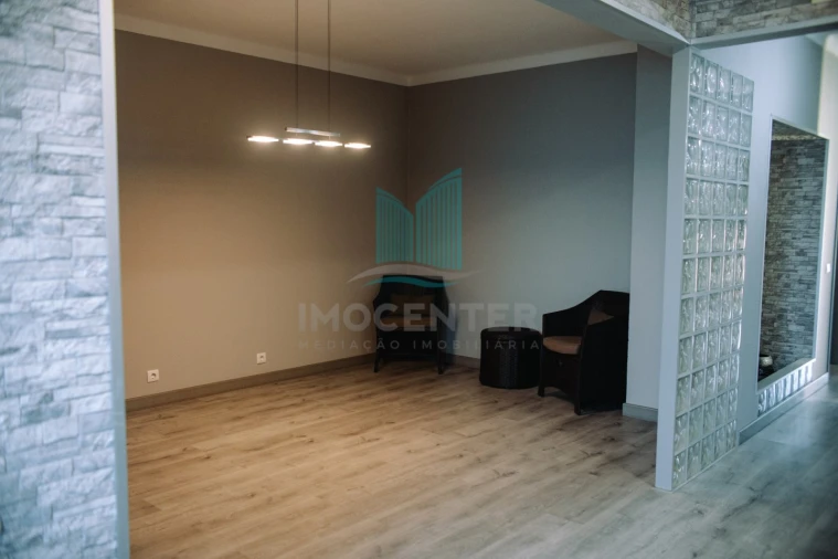 Moradia T5 para Venda em Lavos Foto 20