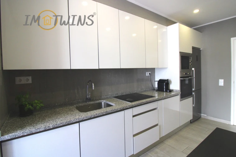 Apartamento T3 para Venda em Portimão Foto 6