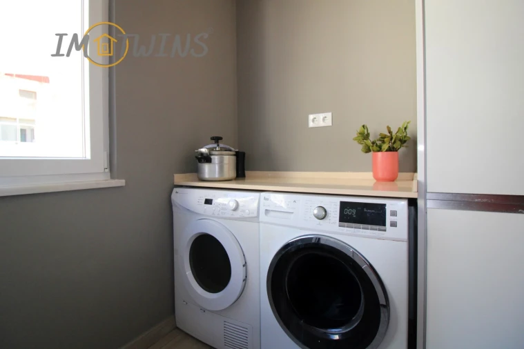 Apartamento T3 para Venda em Portimão Foto 8