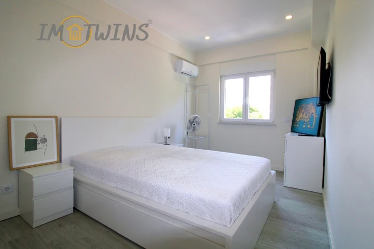 Apartamento T3 para Venda em Portimão Foto 12