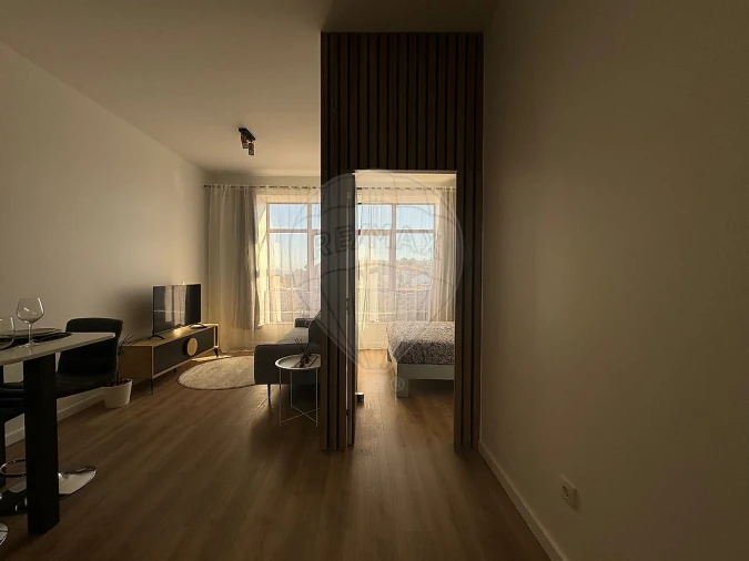 Apartamento T1 para Arrendamento em Mafamude e Vilar do Paraíso Foto 3
