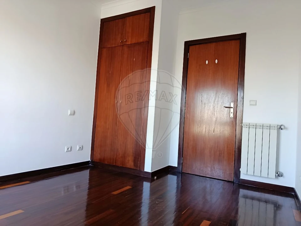 Apartamento T2 para Venda em Santa Marinha e São Pedro da Afurada Foto 8